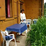 Holzhaus im Grünen B&B