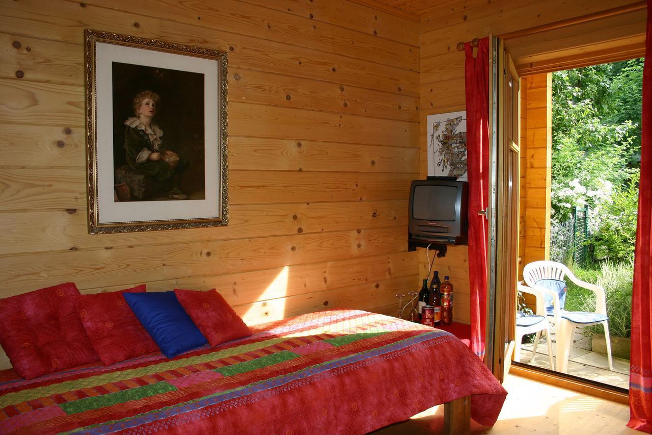 Bed & Breakfast Holzhaus Im Gruenen *