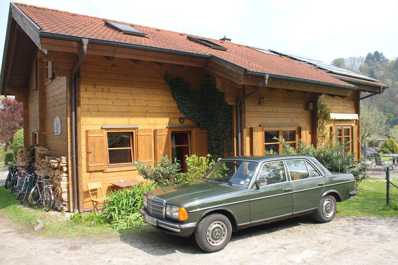 Holzhaus Im Grünen * Passau